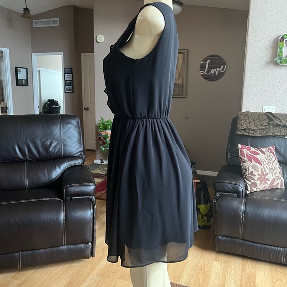 IZ Byer little black sleeveless dress-size S - Picture 3 of 10